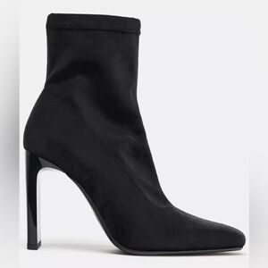 Zara Velvet effect Black Heeled Ankle Boots